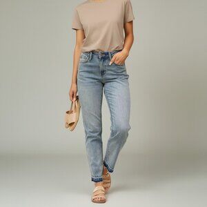 Judy Blue Boyfriend Jeans Raw Hem Stretch Denim Medium Wash Relaxed Fit Sz 28